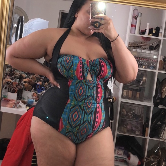 Forever 21 Other - Plus size one piece bathing suit